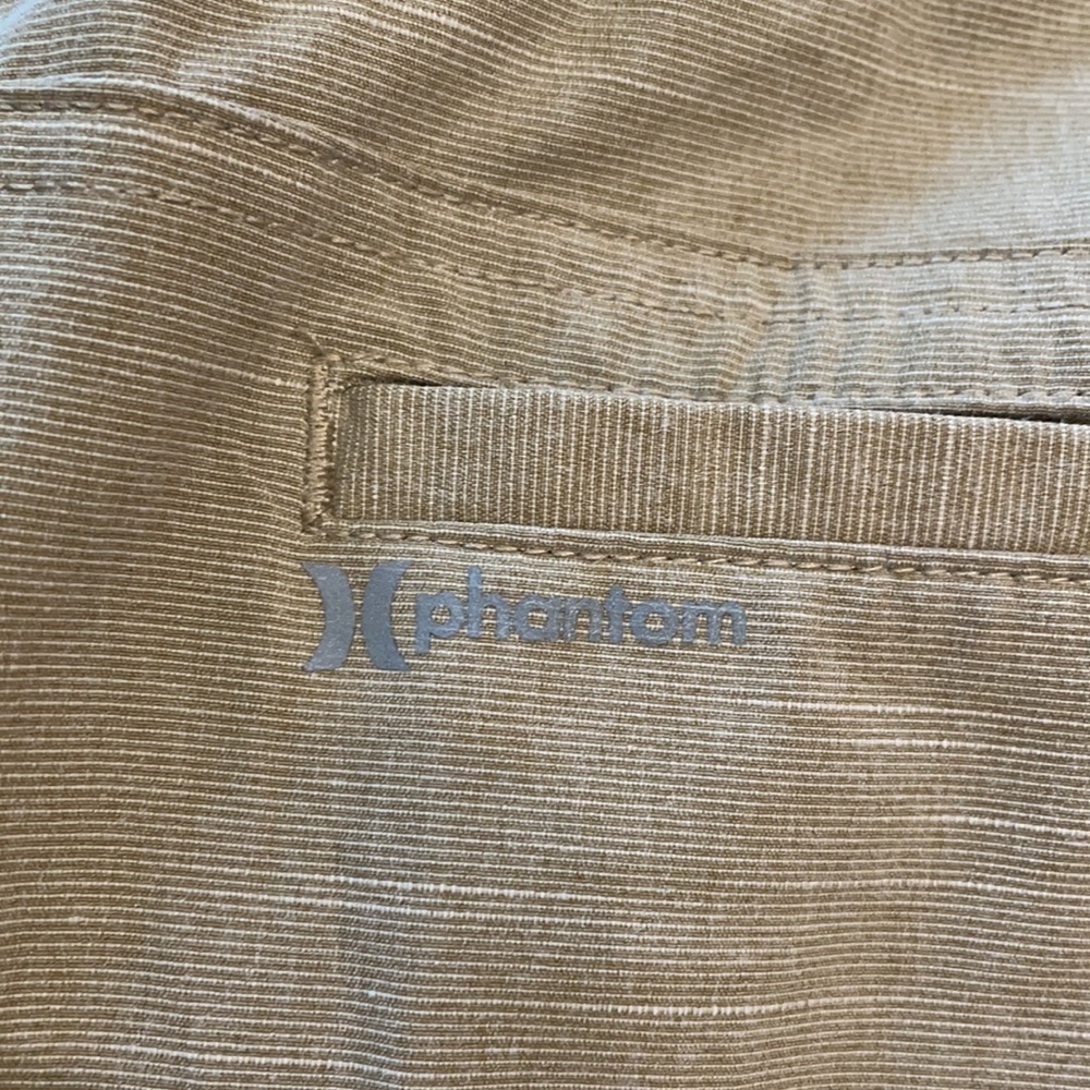 Hurley Phantom Response Khaki Shorts 30” Waist - Picture 8 of 10